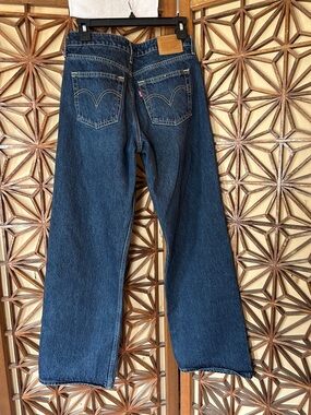 Women’s Levi's Low Loose sz 27 x 32 jeans
